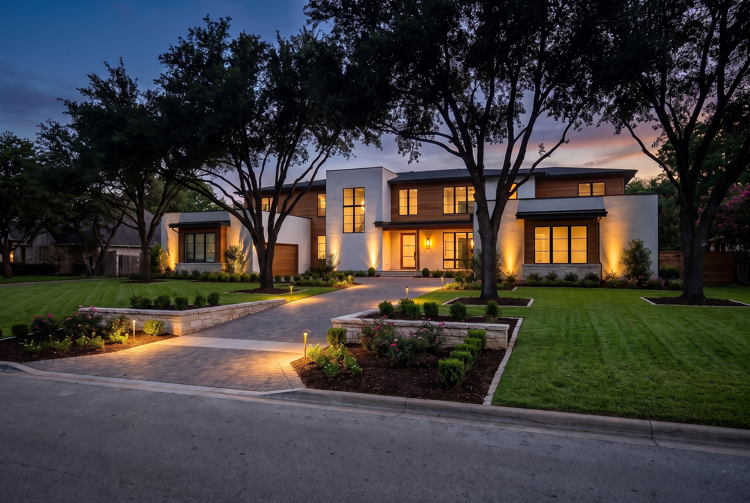 Modern front yard, Essential